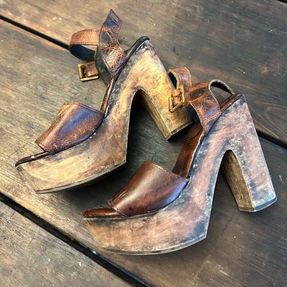 Freebird by Steven Caye Platform Wooden Leather Heels with Buckles 7 - Picture 3 of 7